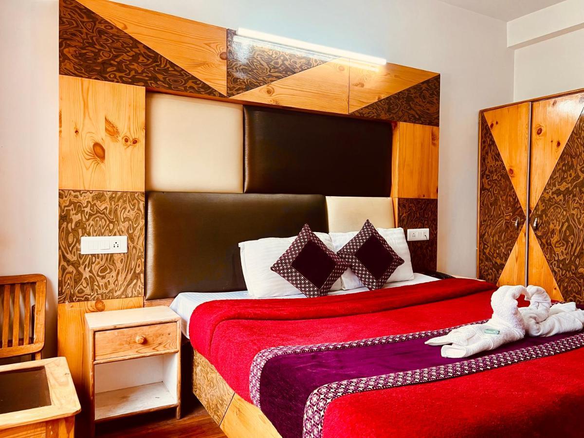 Wooib Hotels Маналі Екстер'єр фото